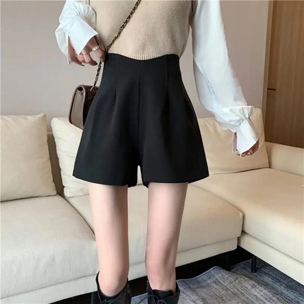 Black woolen shorts, demi-season fitted trousers, A-line, suitable for teen, plus size