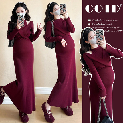 Demi-season fashionable festive red woolen dress for pregnant, internet celebrity, bright catchy style, fitted